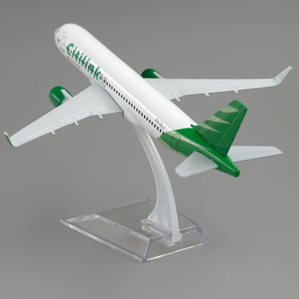 1/400 самолет Индонезия Citili – обзор и цена Kids Toys Indonesia